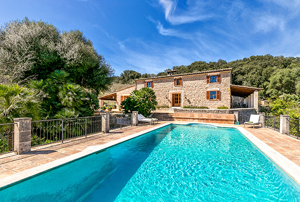 Finca-Hort-den-Salat-arta So geht Ferienvermietung auf Mallorca. Umsatzsteuer aus heiterem Himmel!