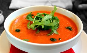 Spanisches-Gazpacho-300x185 Tomate - Lebensmittel des Monats auf Mallorca